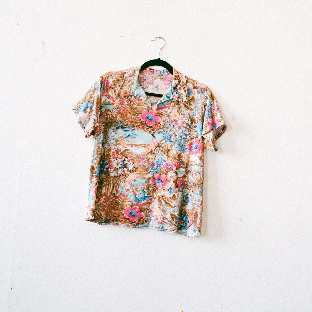 Vintage 80s/90s Super Soft Hawaiian Tropical Print Polo w/ Herons & Hibiscus